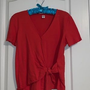 Women’s Short sleeve old navy shirt with knot